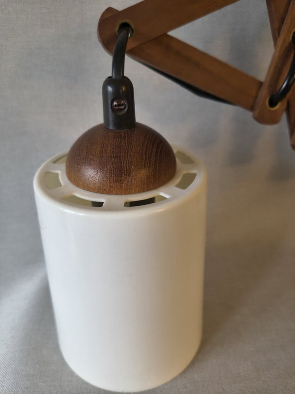 Vintage scissor wall lamp